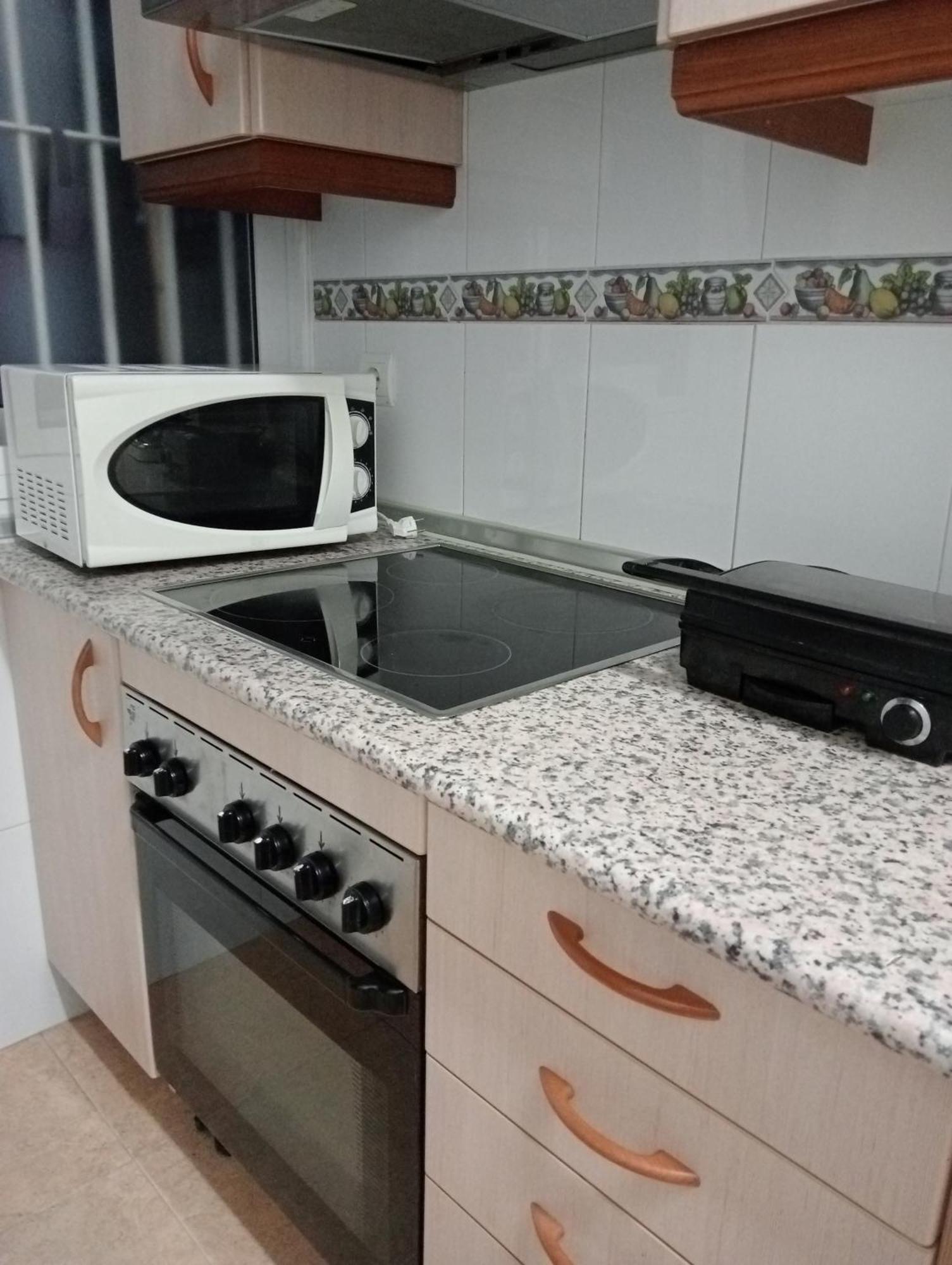 Playa Beach Malaga 3Habts Dobles, Cocina Familiar, Apartamento Completo La Cala Del Moral Luaran gambar