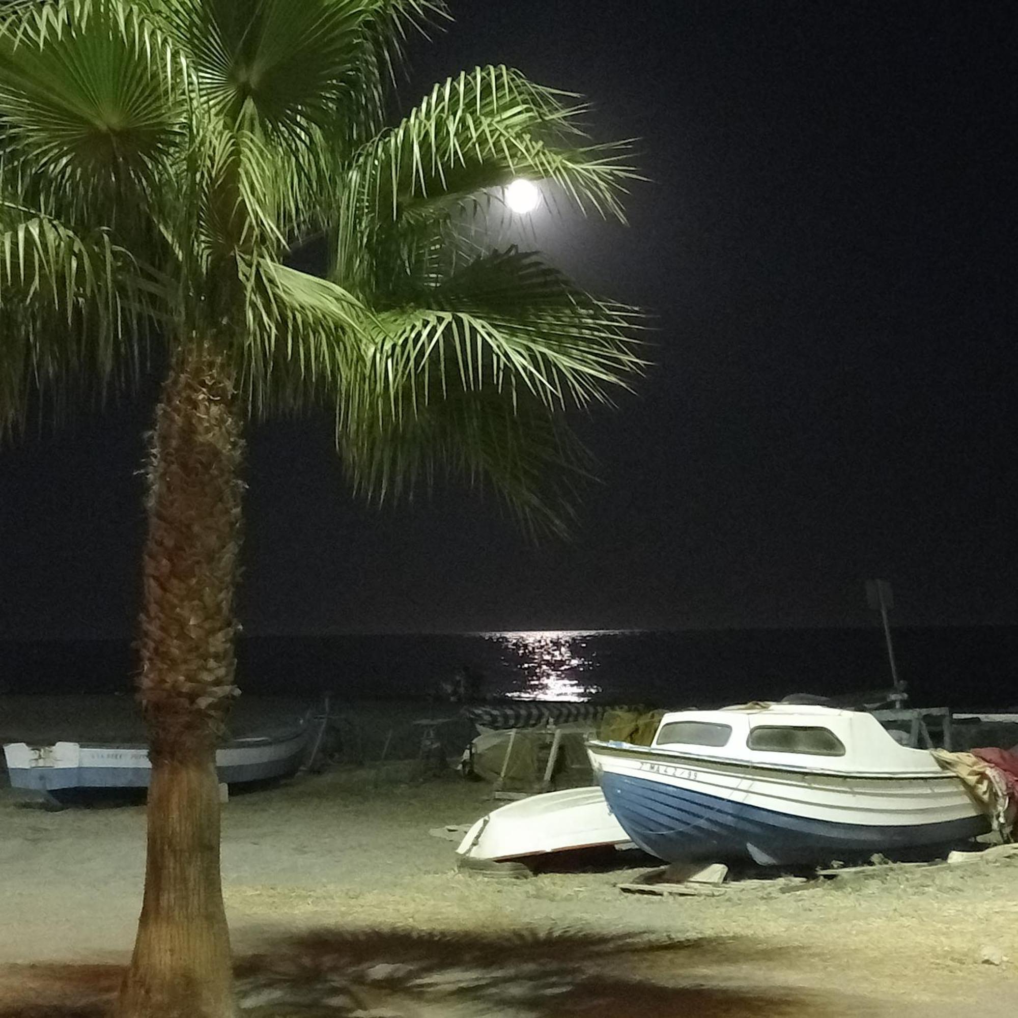 Playa Beach Malaga 3Habts Dobles, Cocina Familiar, Apartamento Completo La Cala Del Moral Luaran gambar