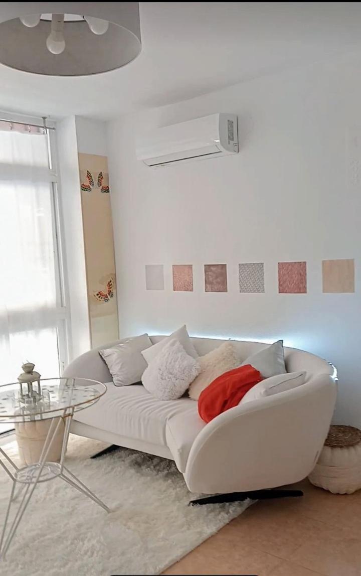 Playa Beach Malaga 3Habts Dobles, Cocina Familiar, Apartamento Completo La Cala Del Moral Luaran gambar