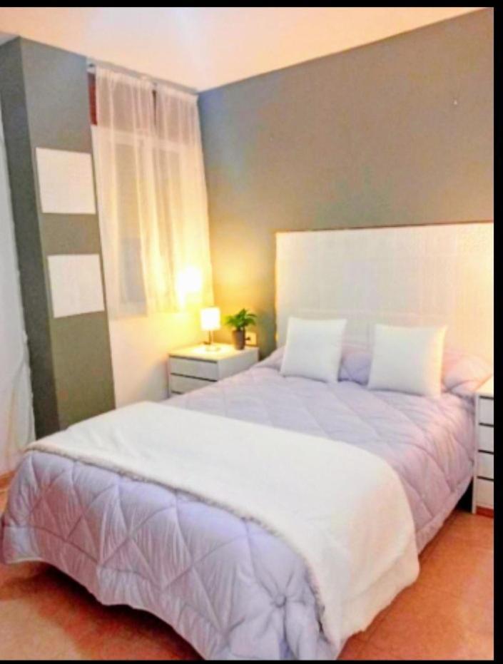 Playa Beach Malaga 3Habts Dobles, Cocina Familiar, Apartamento Completo La Cala Del Moral Luaran gambar